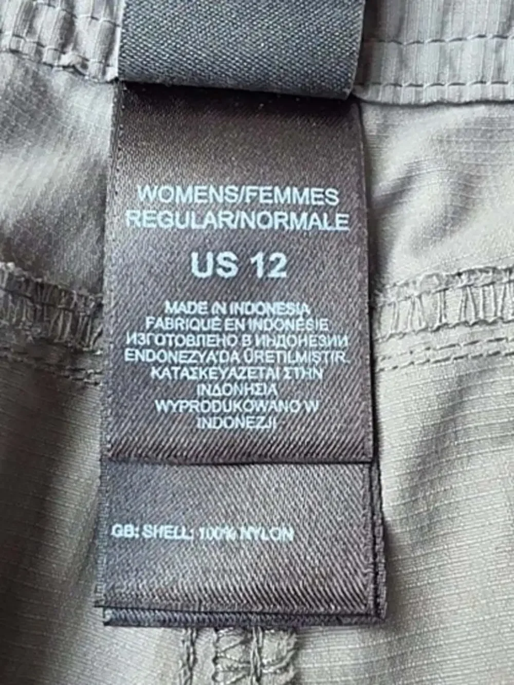 (12) The North Face Outdoor Convertible Casual Gray Nylon Pant Adventure Hiking - Picture 4 of 10